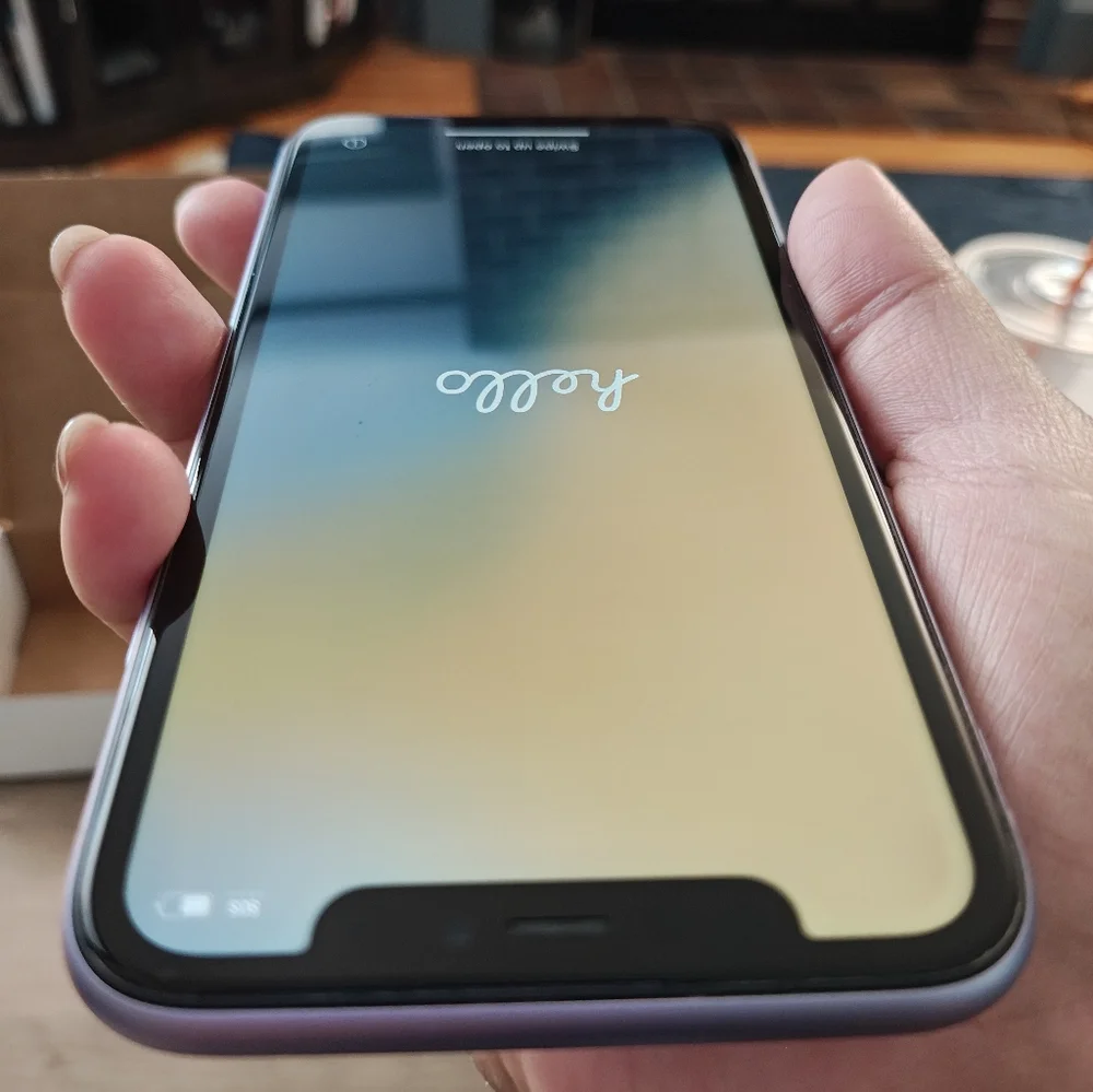 Apple iPhone 11 in Soft Purple